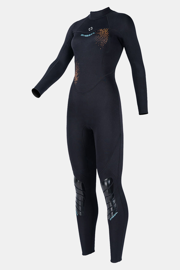 3 mm kaltdichtes Langarm mit einem einteiligen Neoprenanzug von Frauen