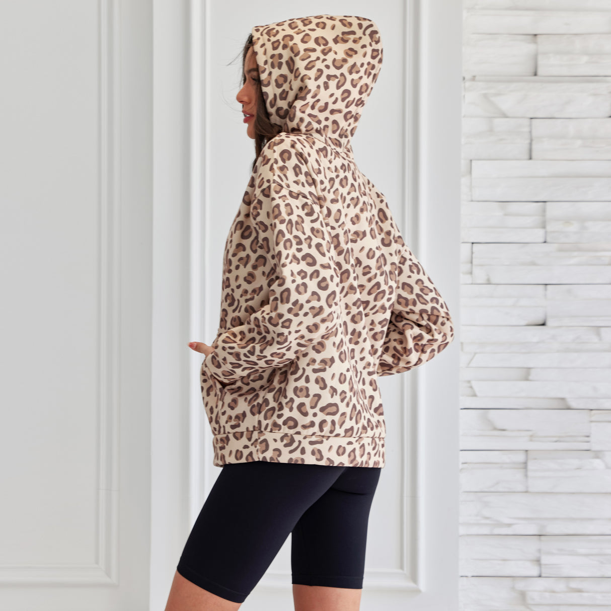 Leopard Print Hooded Oversized Comfort Sweatshirt with Pocket