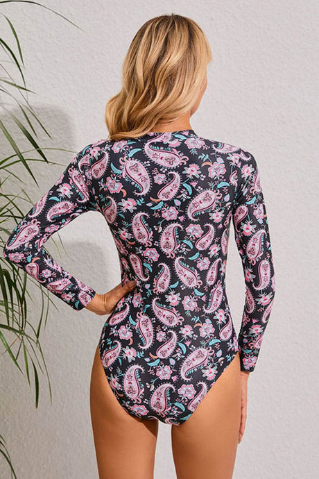 Maillot de bain une pièce imprimé fond noir Paisley manches longues UPF50 Rash Guard